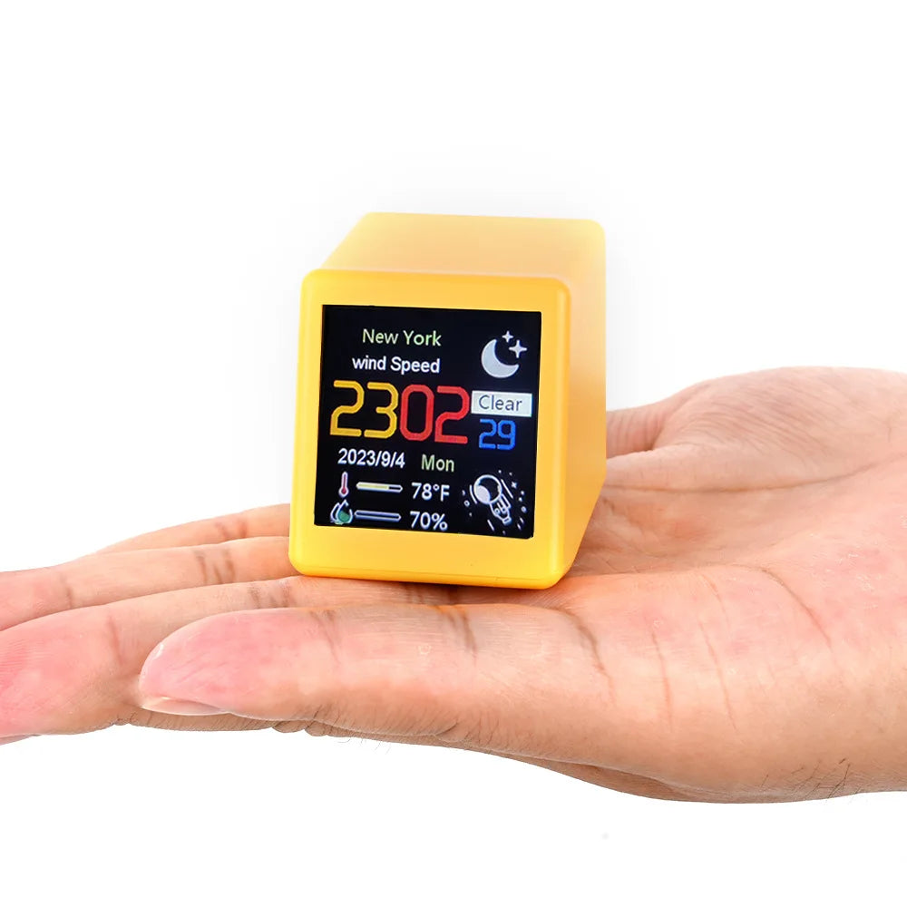 GIFClock Mini: WiFi Weather Display with Pixel Art Fun